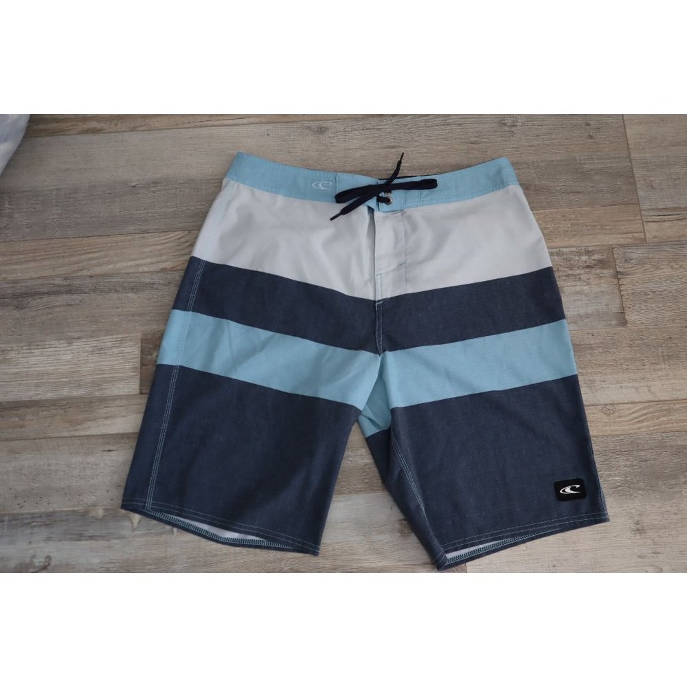Mens O'neill board shorts size 34